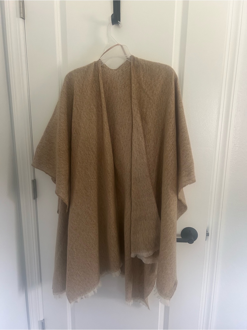 Old Navy Women's Cozy Open Front Poncho Sweater - Camel
